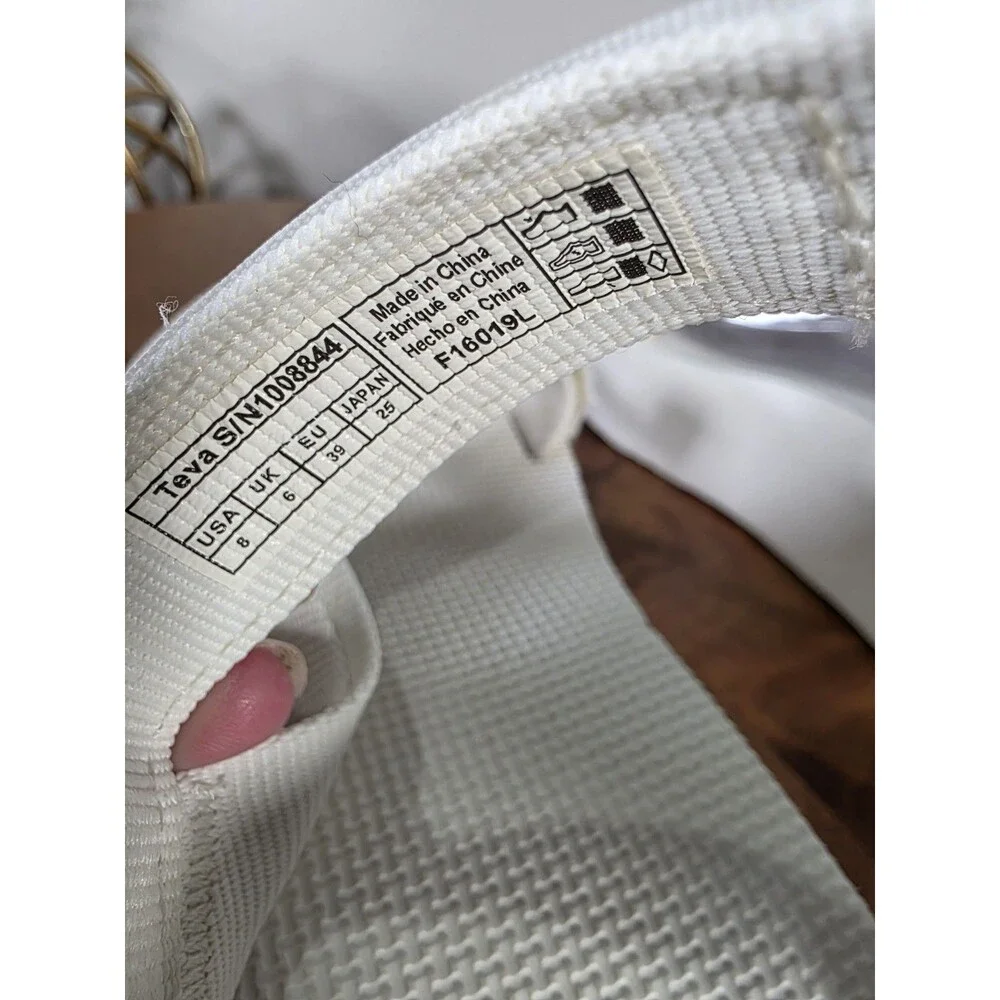 Teva Flatform Universal White Chunky Platform Sandals Size 8